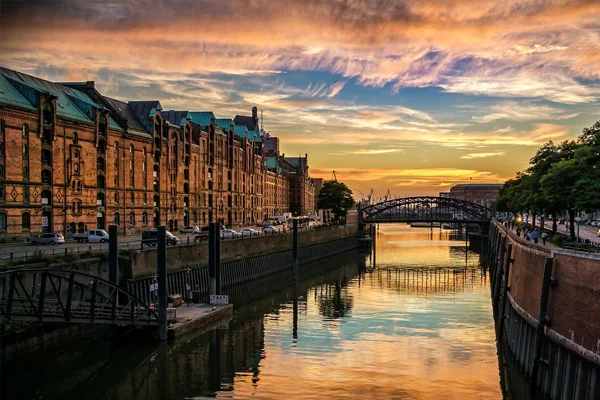Umzug Berlin Hamburg